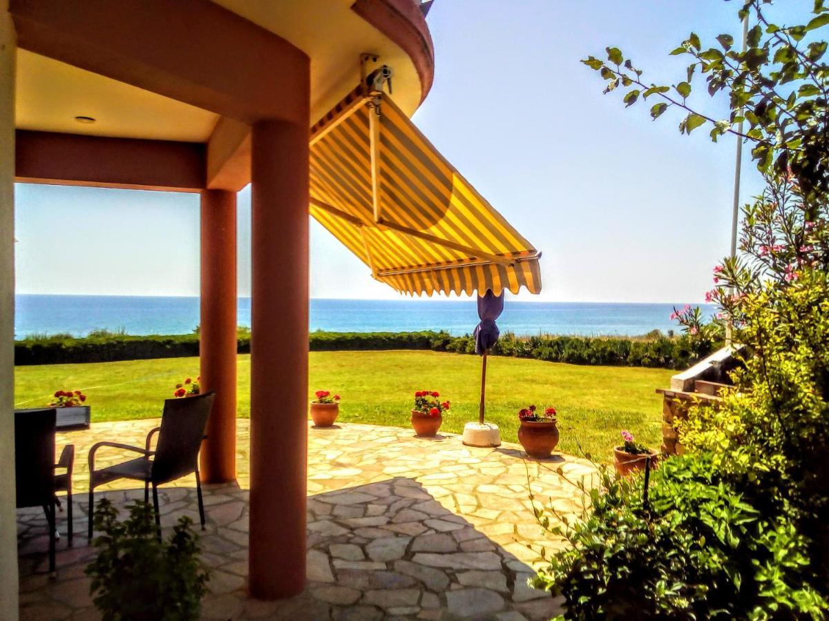 Maronia Villa Luaran gambar