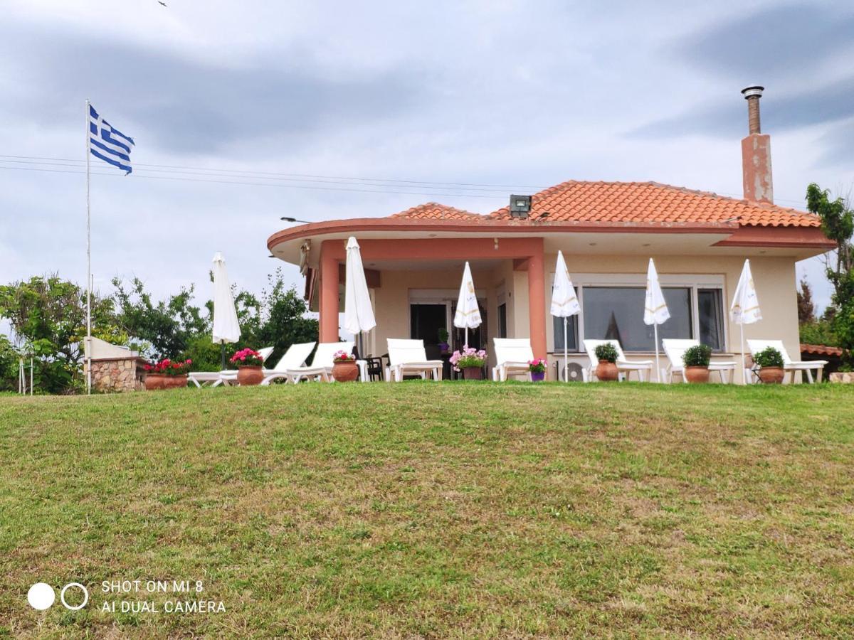 Maronia Villa Luaran gambar